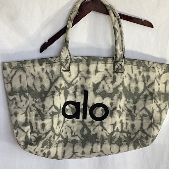 Alo tote bag - Picture 2 of 8